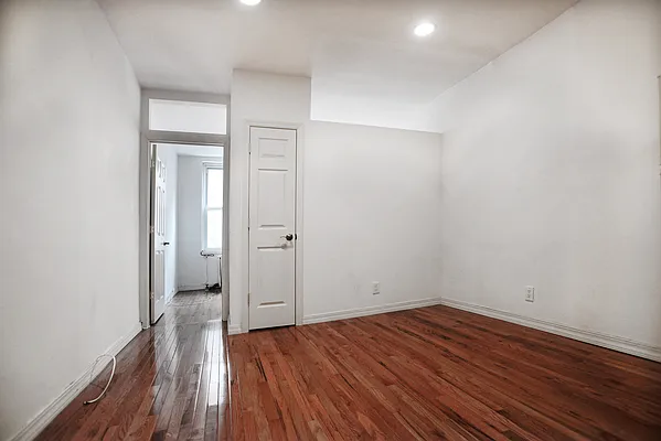 Rented by J Misrahi Realty Corp | media 15