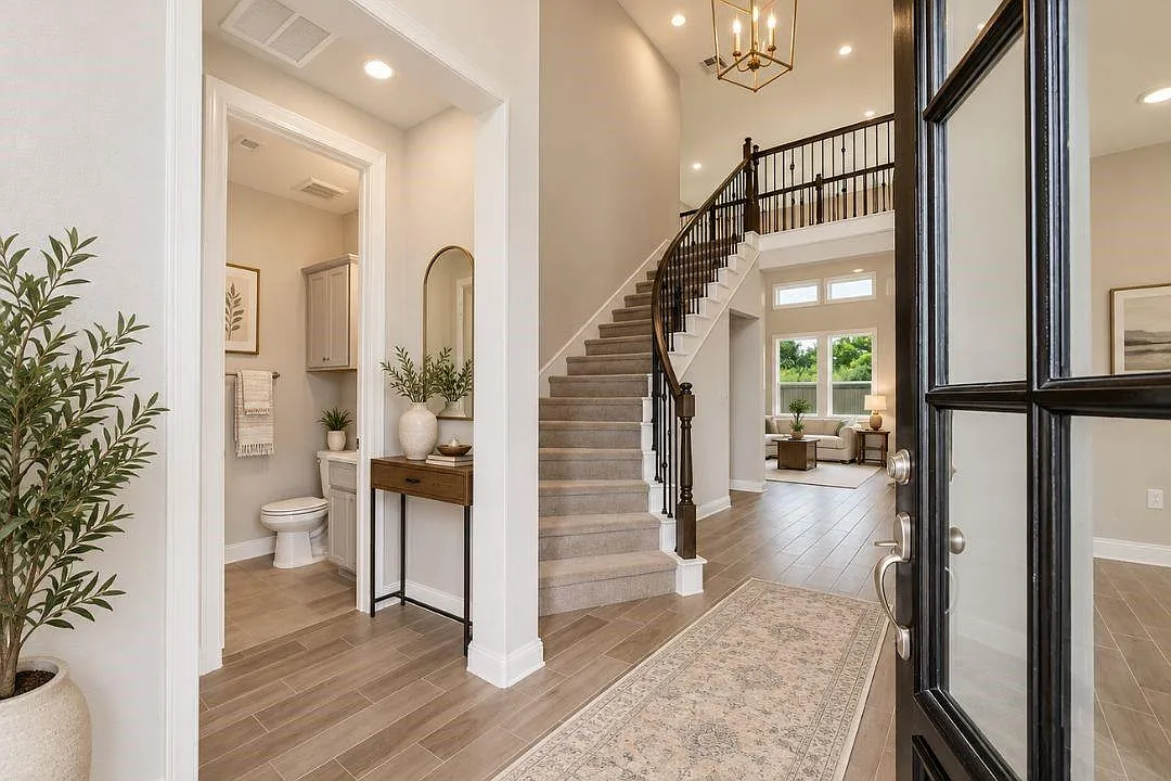 5 bed, 4.0 bath, 3263 sqft, $4,500 — Photo 2