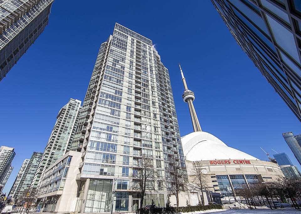 2nd image of 3 Navy Wharf Ct #1807