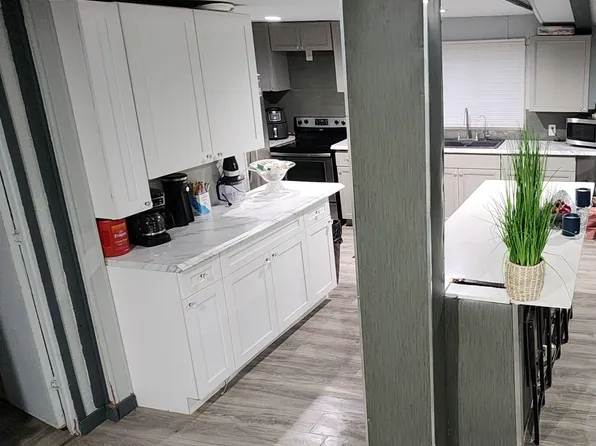 (undisclosed Address), Frankston, TX 75763