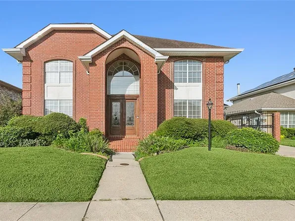 5276 Beaver Dr, New Orleans, LA 70128
