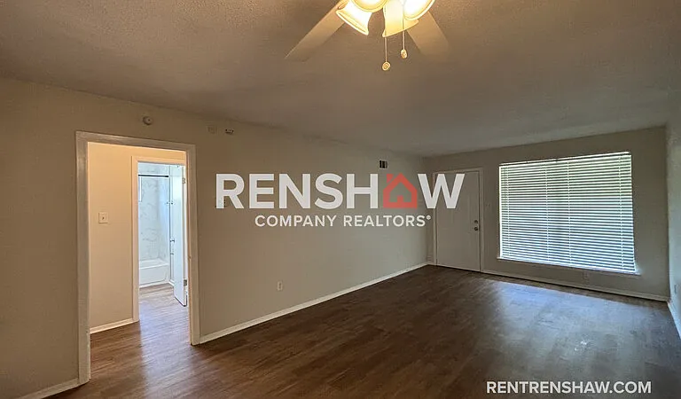 2940 Ruskin Rd — Photo 2