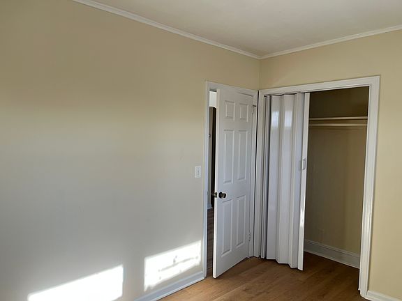 3rd image of 74 Jefferson Pl #A