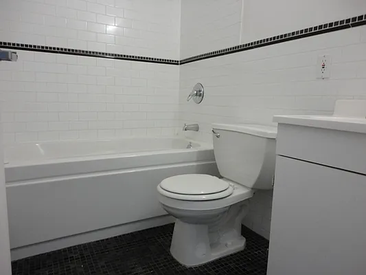 Rented by 5 Boro Realty Corp | media 33