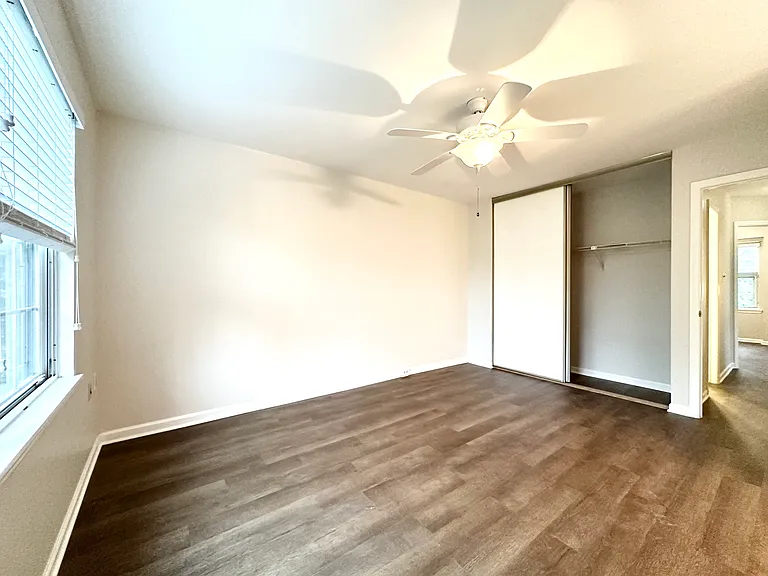 5700 Medallion Ct — Photo 19