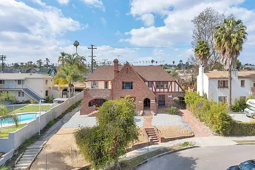 5107 Crenshaw Blvd Photo 1