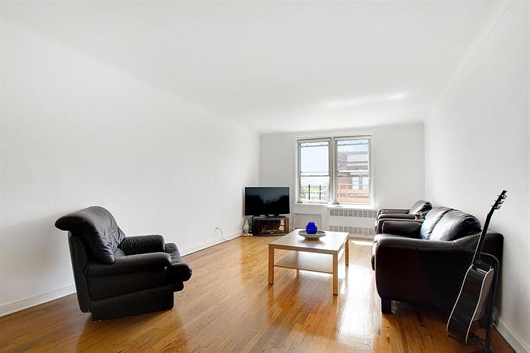 1st image of 1717 E 18th St APT 6R