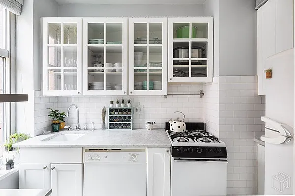 Sold by Halstead Real Estate | media 2
