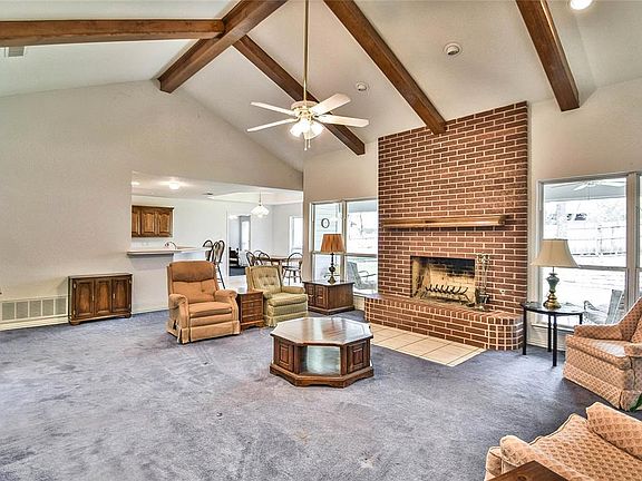 2nd image of 5003 Largo Dr