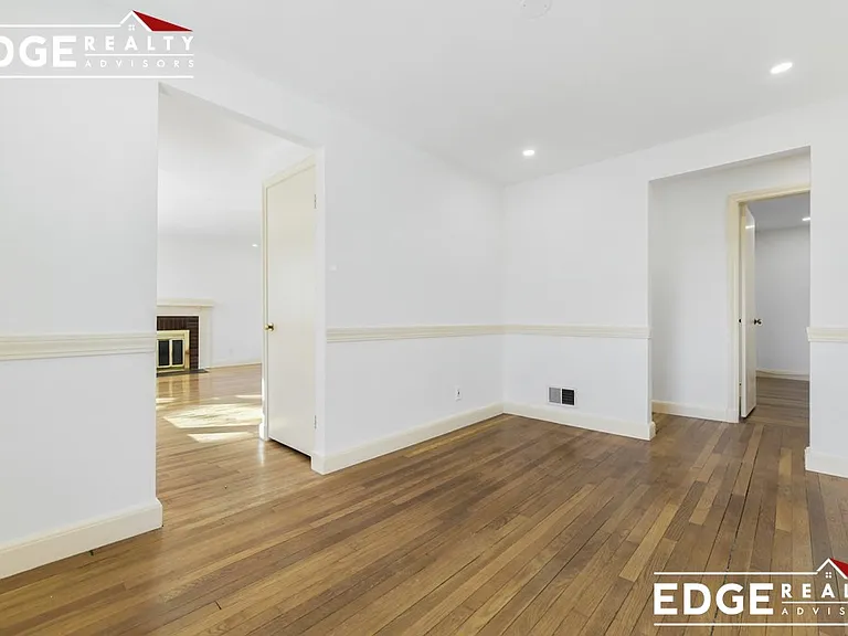 105 Hamilton Rd — Photo 14