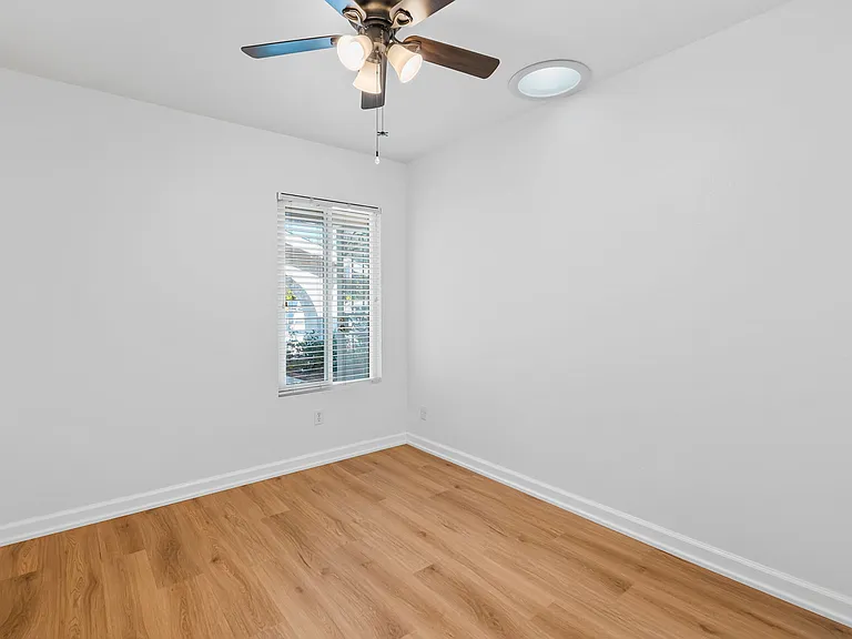 2039 Village Wood Rd — Photo 25