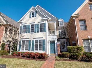 1006 Oak Knoll Ter, Rockville, MD