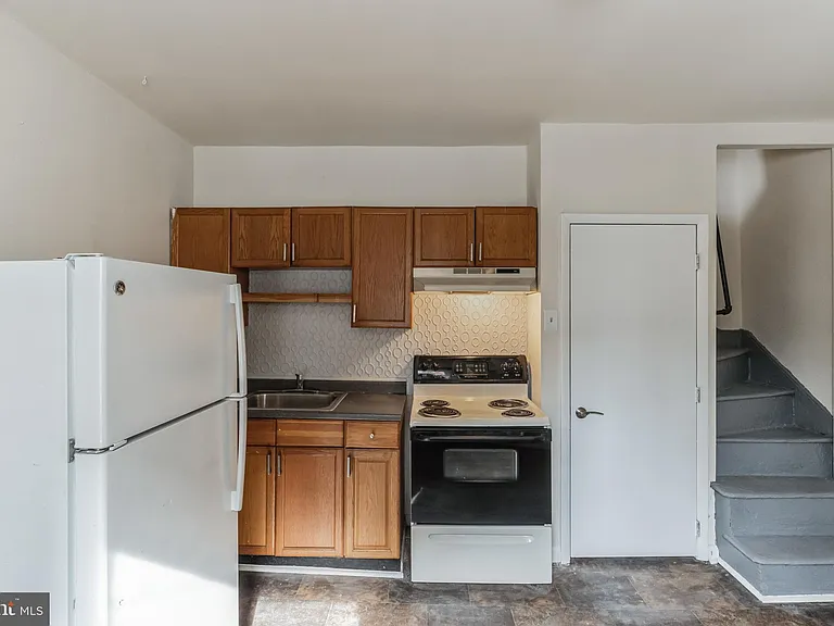 1305 N Lawrence St #1 — Photo 14