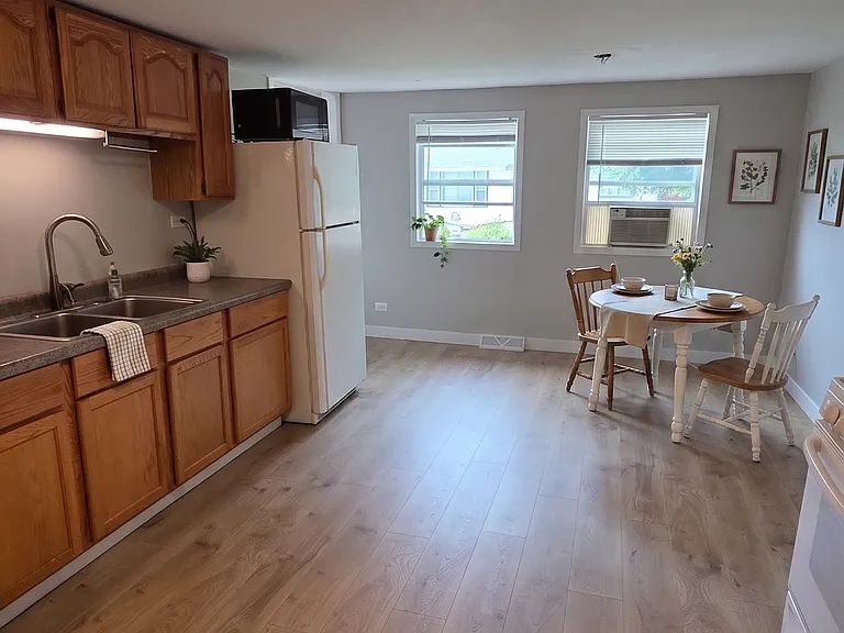 N1355 Thistle Dr — Photo 6