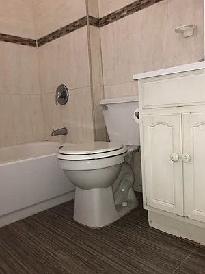 Rented by Abba Realty Associates INC | media 4