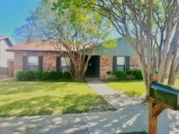 2004 White Ash Rd, Carrollton, TX 75007