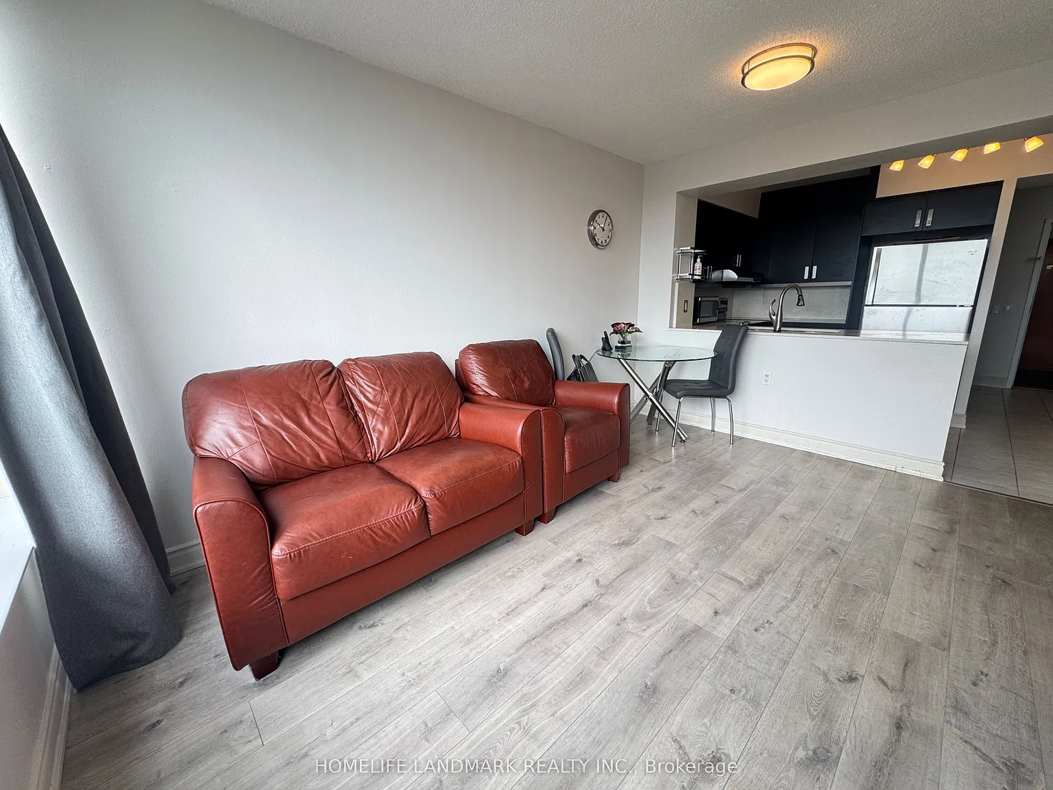 2 bed, $2,300 — Photo 3