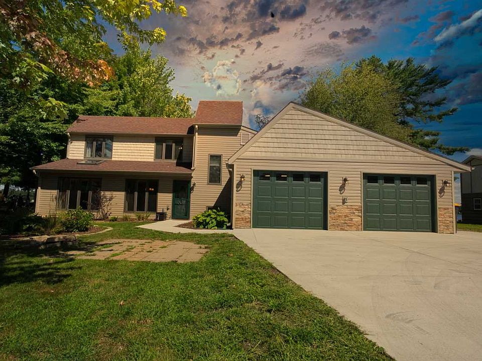 1st image of 202895 Dubay Dr