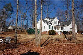 1st image of 4 Fairmont Ln