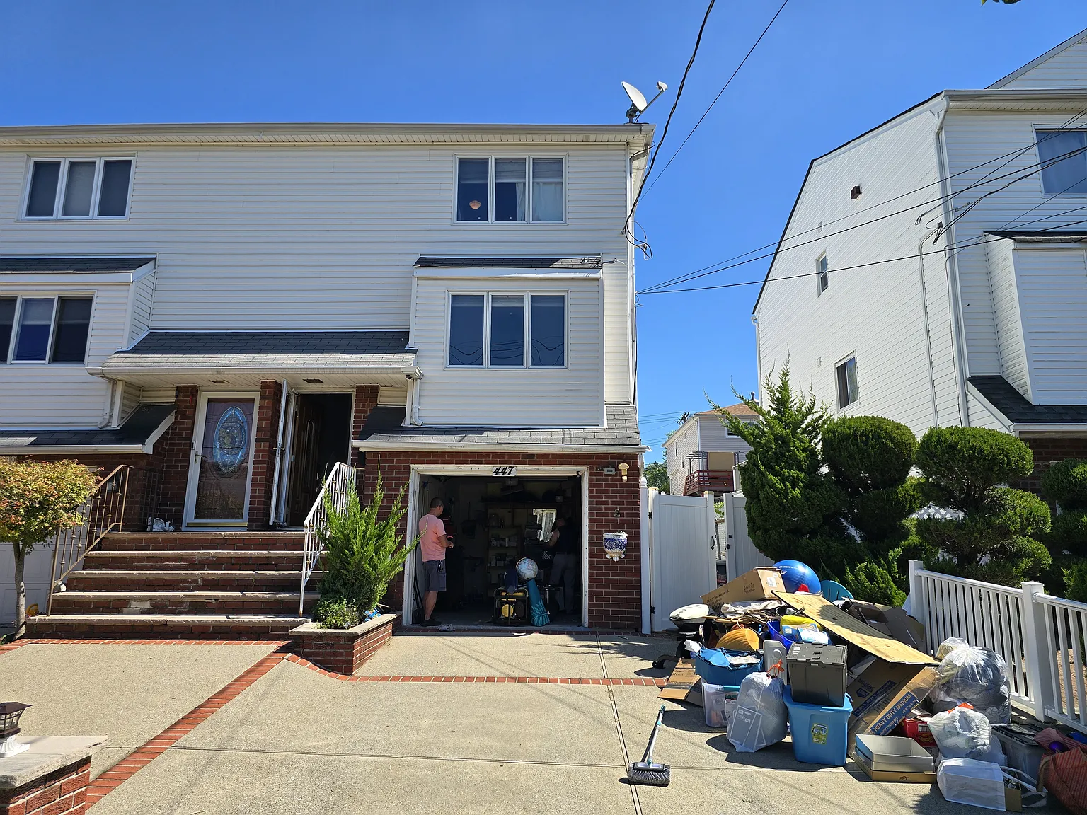 3 bed, 2193 sqft, $3,500 — Photo 1