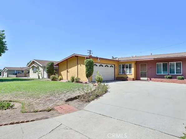 1271 N Starcrest Dr, Covina, CA 91722