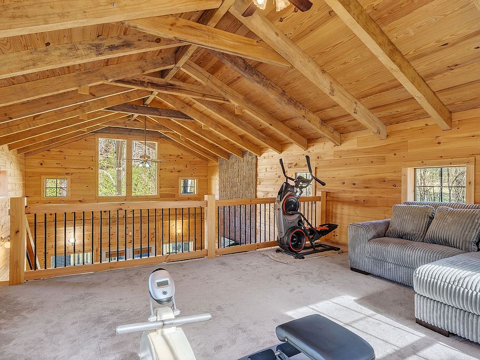 22nd image of 3331 Adamson Branch Rd