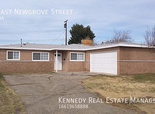 515 E Newgrove St, Lancaster, CA 93535