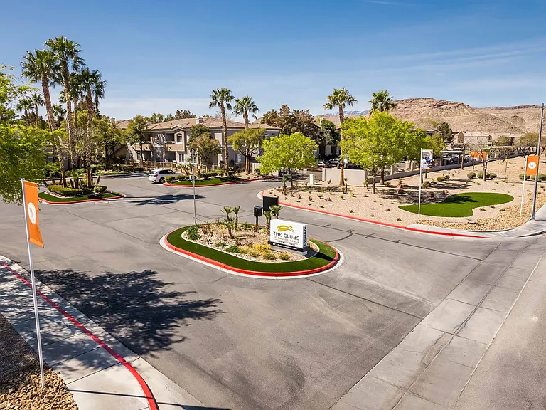 THE CLUBS AT RHODES RANCH APARTMENT HOMES — Photo 36