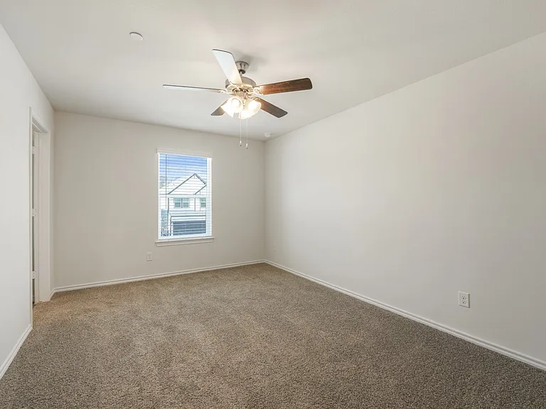 7009 Moonflower Ln — Photo 10