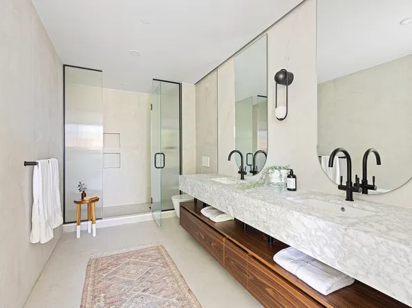 96 Coffey Street image 13 of 25