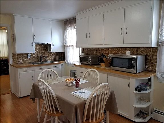 5th image of 57 Angelico St