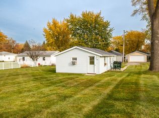 2031 Gilboa Ave, Zion, IL 60099