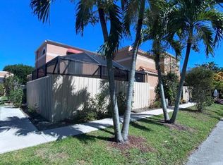 6190 7th Ln #W, Lake Worth, FL 33463
