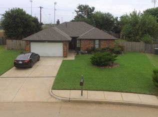 1700 Saint Christopher Dr, Edmond, OK 73003