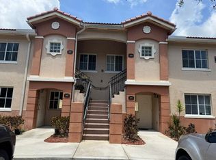 3750 N Jog Rd APT 203, Royal Palm Beach, FL 33411