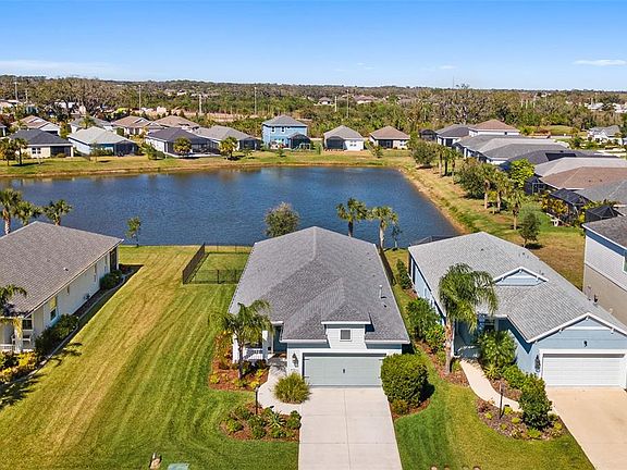 3rd image of 10934 Sand Pine Ln