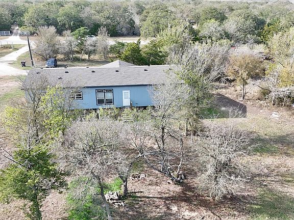 2nd image of 425 High View Ranch Dr