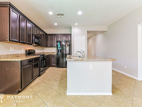 5th image of 34543 N Mirandesa Dr