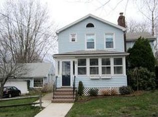 63 Giles St, Hamden, CT 06517