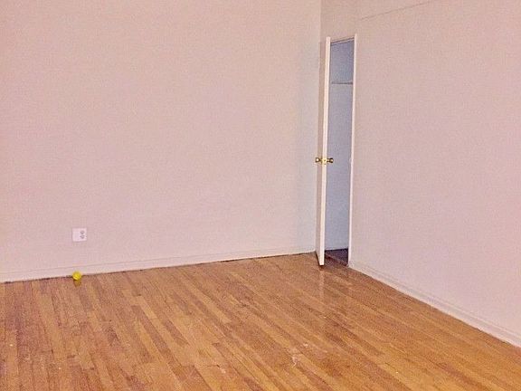 3rd image of 143-06 Barclay Ave #1C