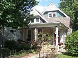 837 Greer St photo 1