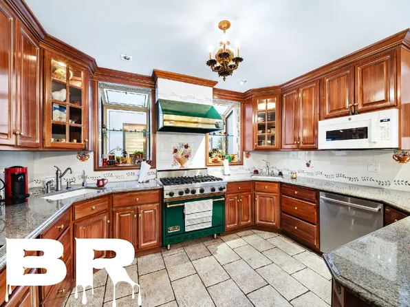 2307 Avenue S image 7 of 10