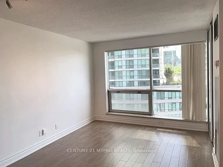 10 Yonge St #605 — Photo 6