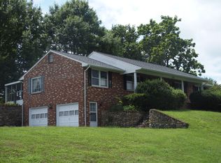 101 Old Brook Rd, Vinton, VA 24179
