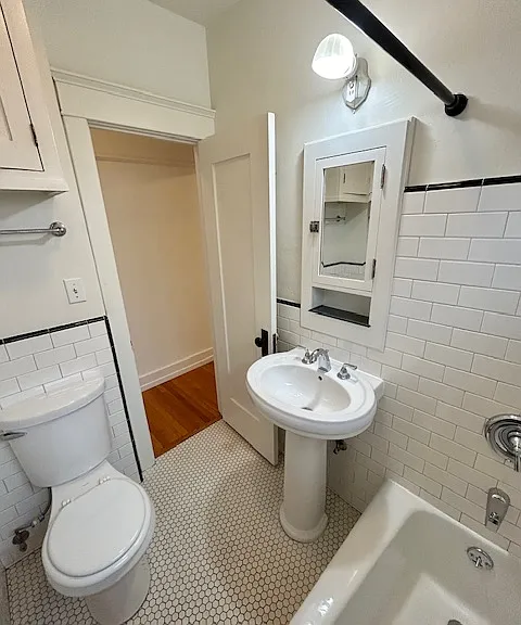 4663 Georgia St — Photo 16