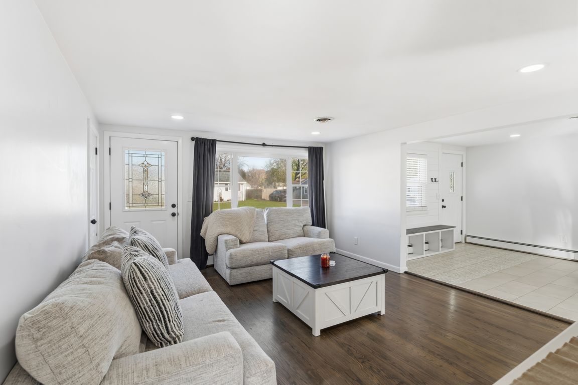 next background image