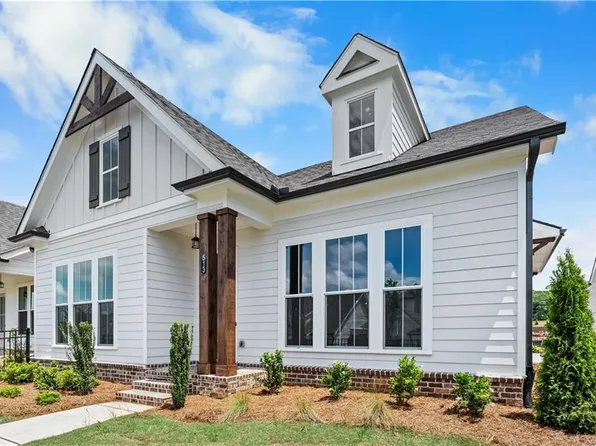 513 Godfrey Dr, Cumming, GA 30040