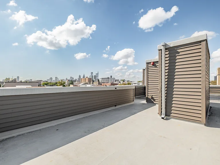 1329 N Randolph St #4 — Photo 26