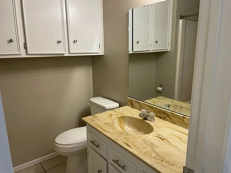 1045 Clark Rd — Photo 16