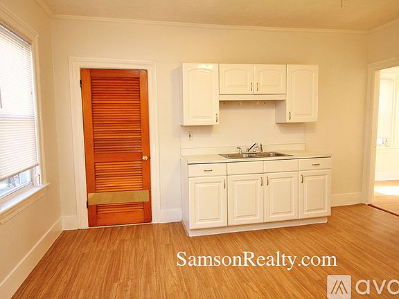 3rd image of 361 Wickenden St #1R